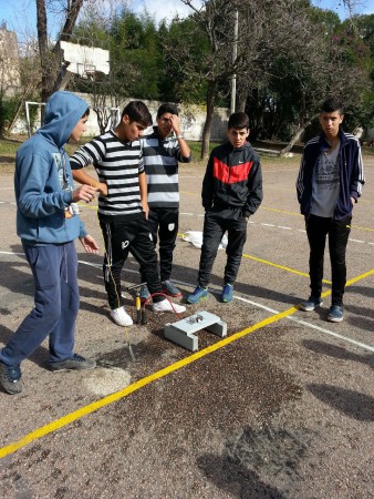 Cohete de agua Aplicación de 3era Ley de Newton